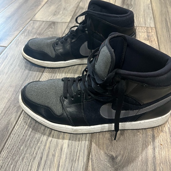 Jordan Winterized Black and Gray Men's High-Top Sneakers Size 11 - Picture 6 of 6